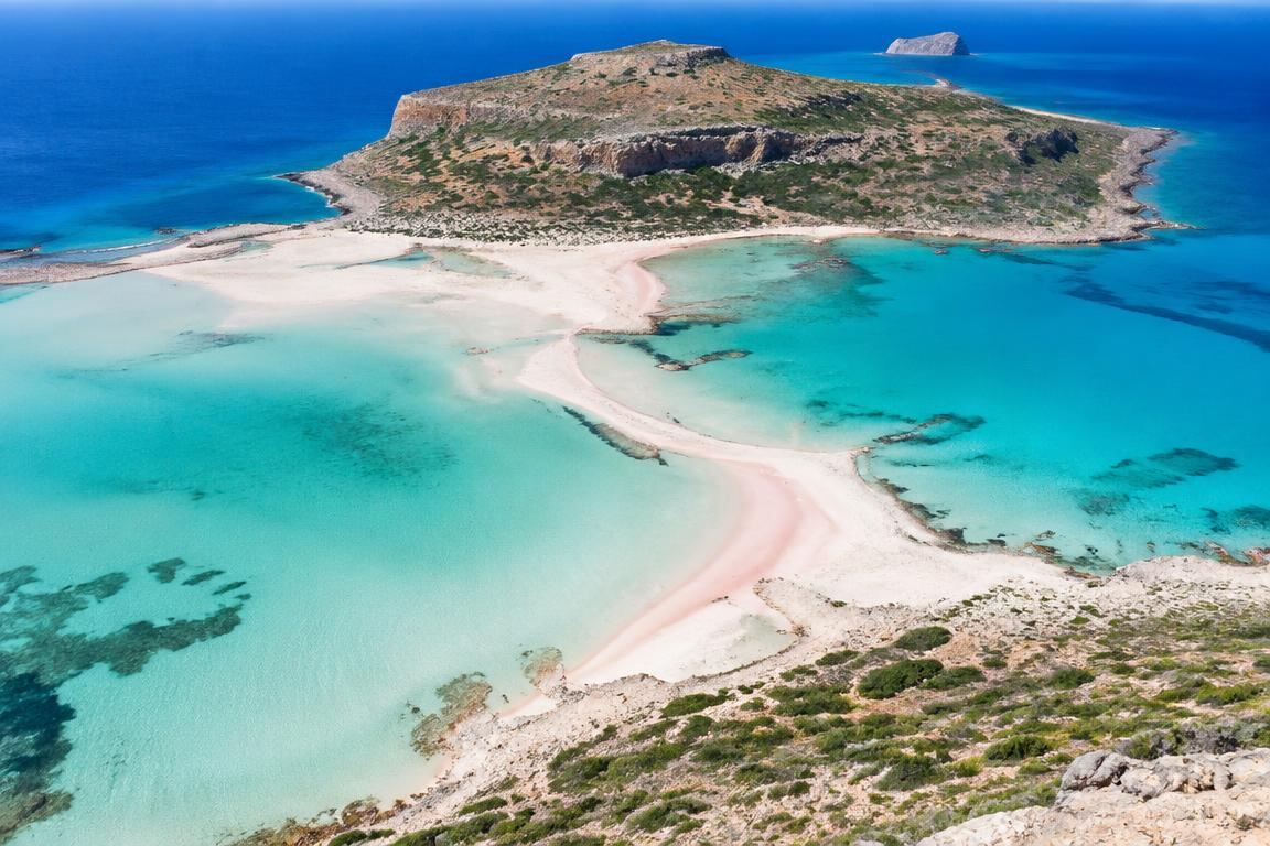 Turquoise lagoon on the coast of Crete